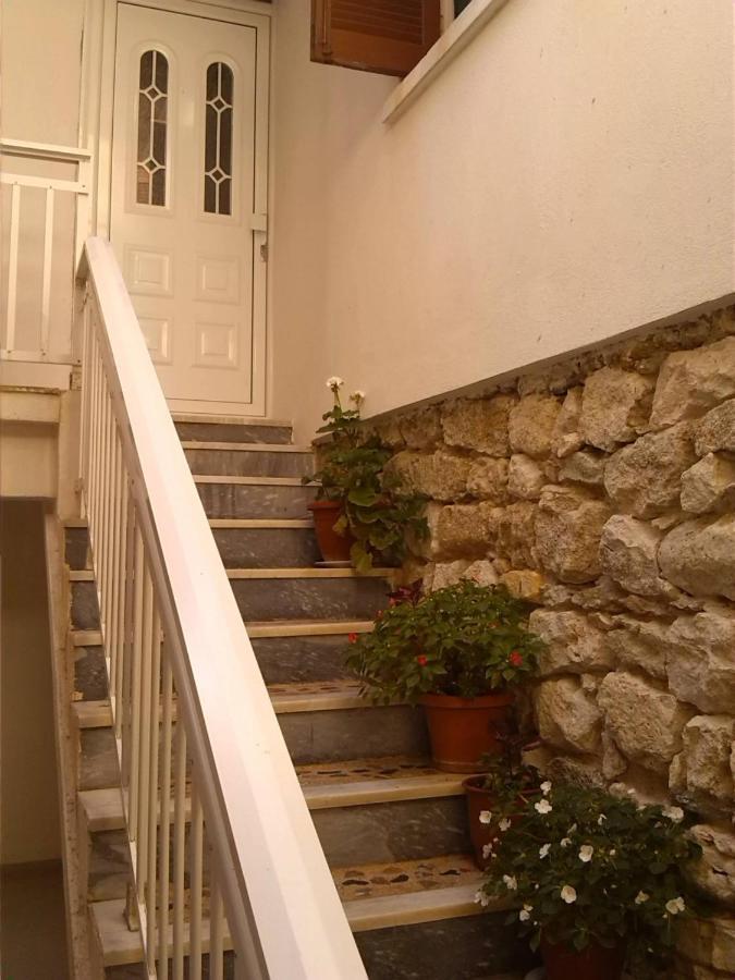 Mangoseaview Home1 Nea Roda Exterior photo